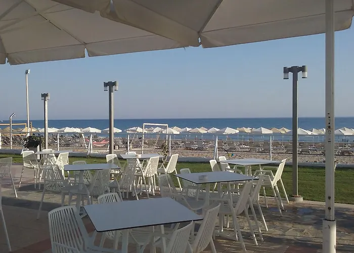 Lejlighedshotel Dimitrios Village 4*