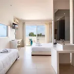 Dimitrios Village Aparthotel 4*