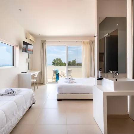 Dimitrios Village Aparthotel 4*