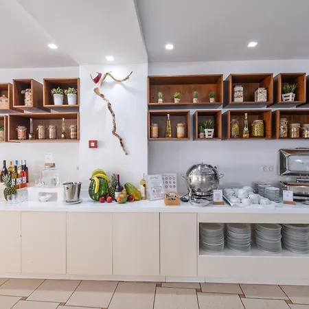 Dimitrios Village Aparthotel 4*