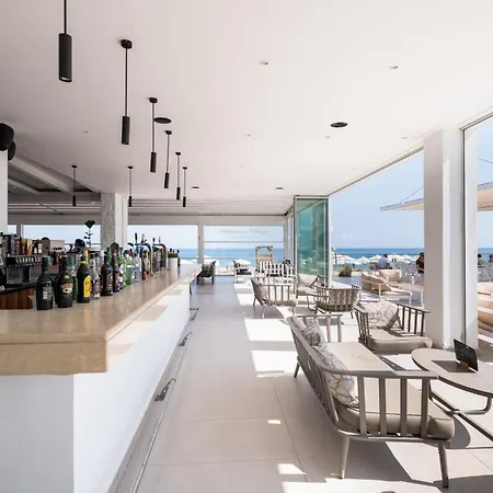 Dimitrios Village شقة فندقية 4*